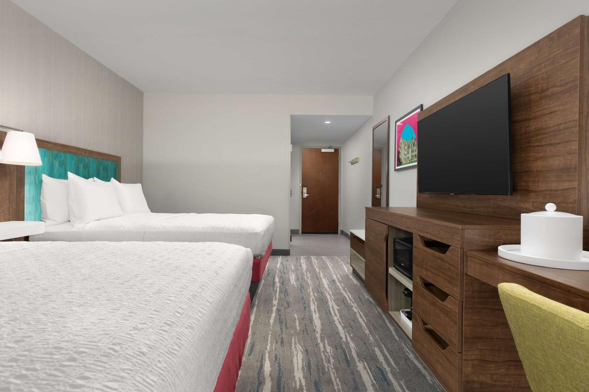 Hampton Inn & Suites Durham University Medical Center Exteriör bild