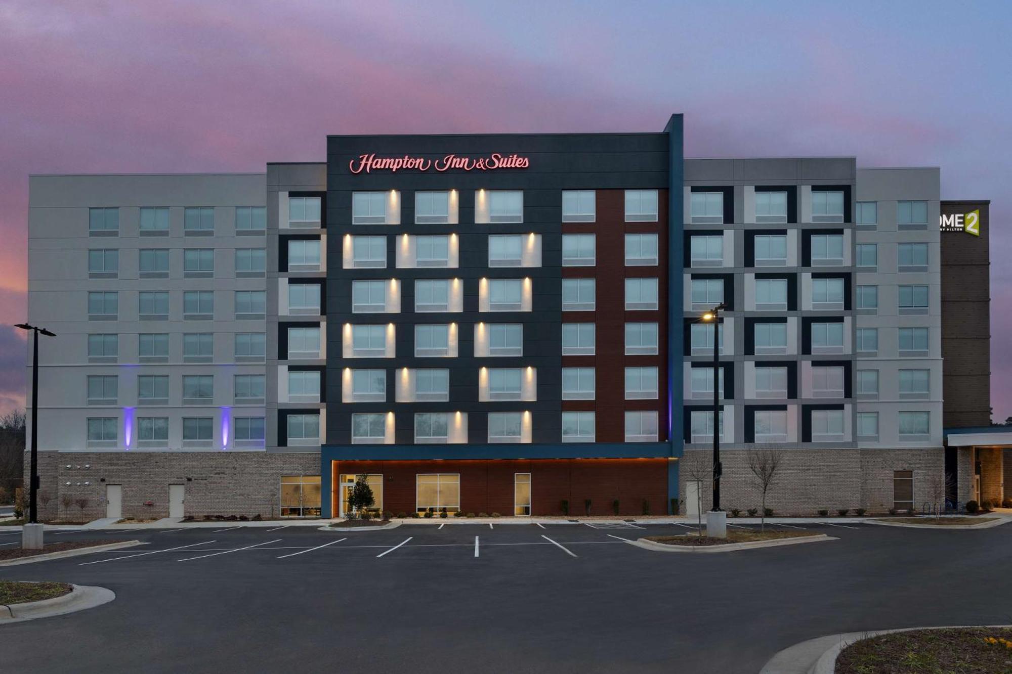 Hampton Inn & Suites Durham University Medical Center Exteriör bild